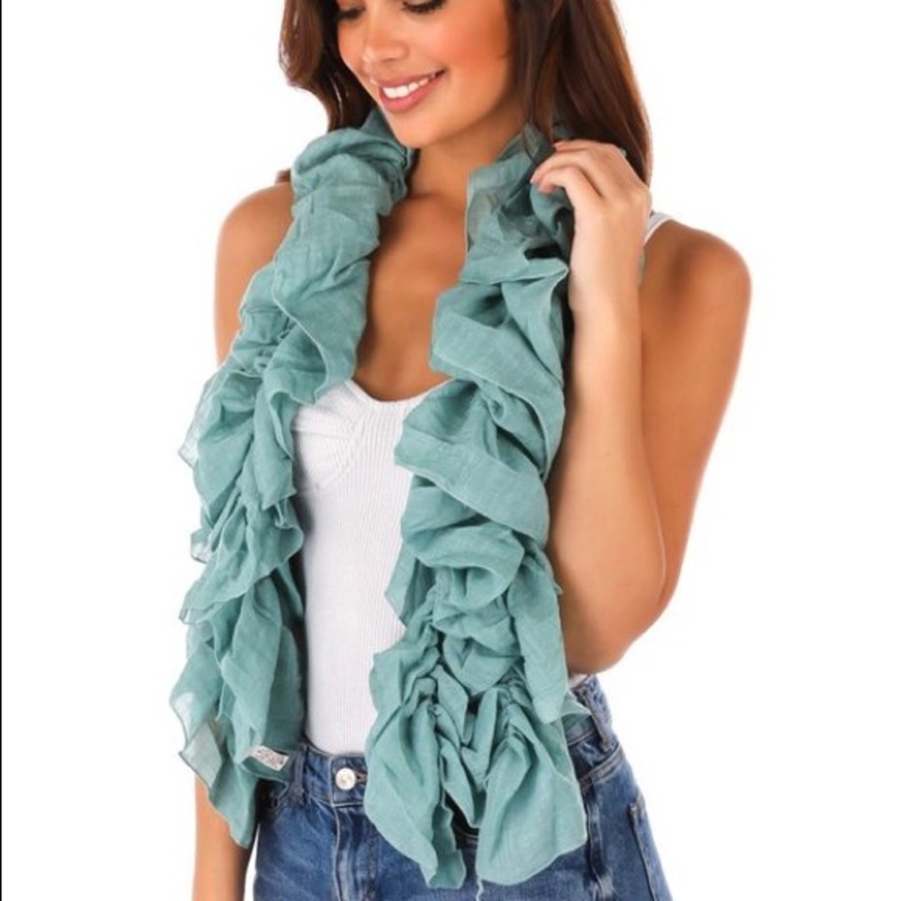 Ruffle Scarf